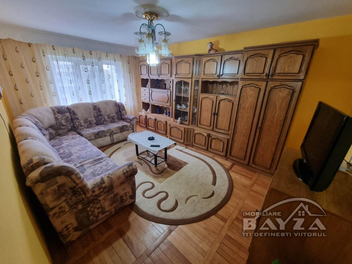 Pret: 250 EURO, Inchiriere apartament 2 camere, zona Bogdan Voda