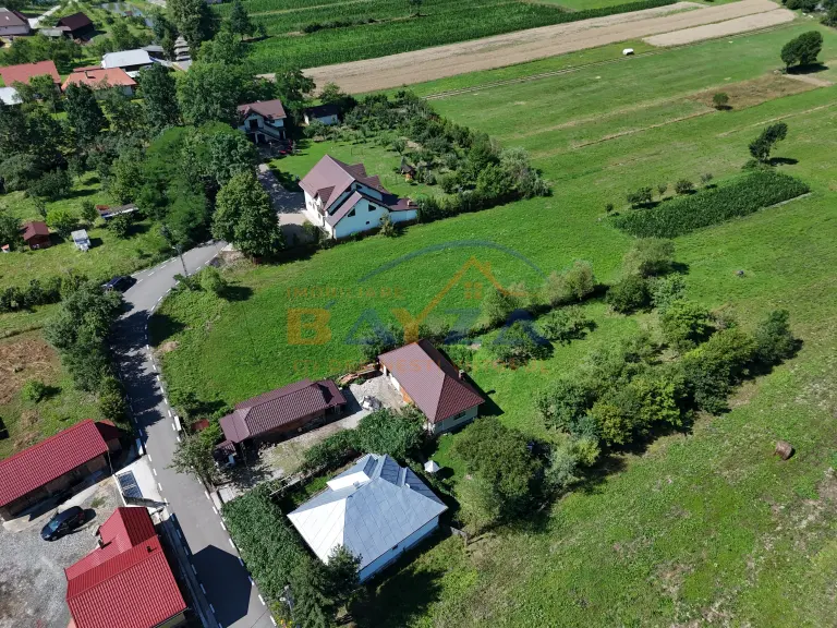 Teren Intravilan - Unguraș