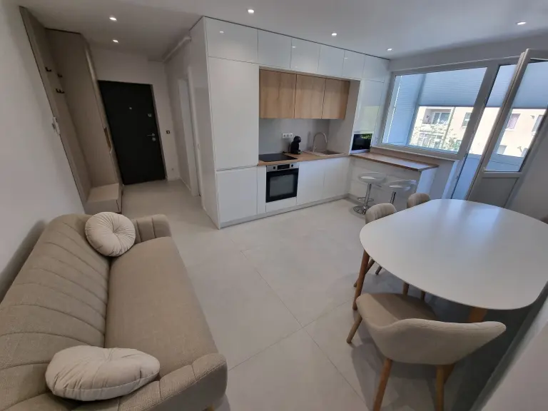 Apartament 3 camere - zonă Centrală - Baia Mare - Strada Gheorghe Bilașcu