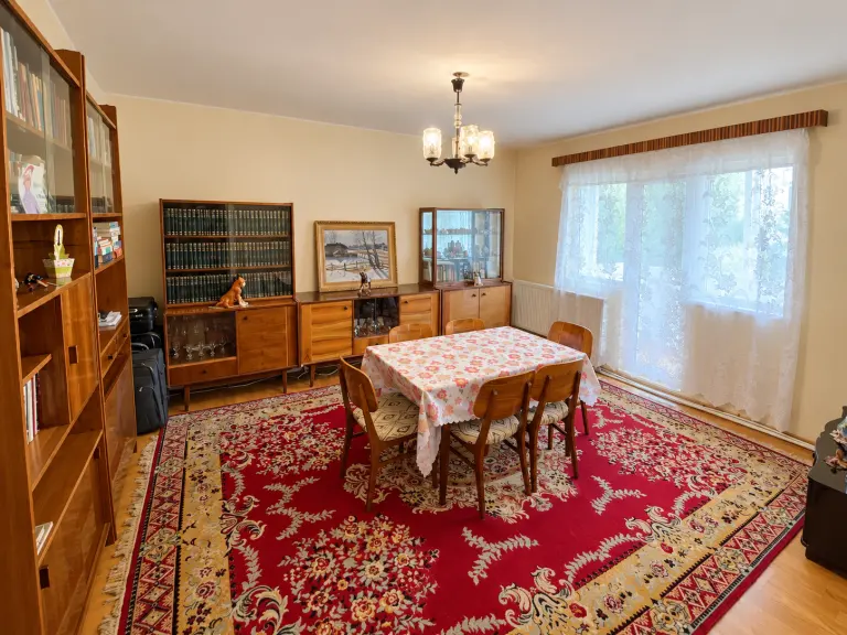 Apartament 3 camere - Cartierul Săsar - Baia Mare - Strada Victoriei
