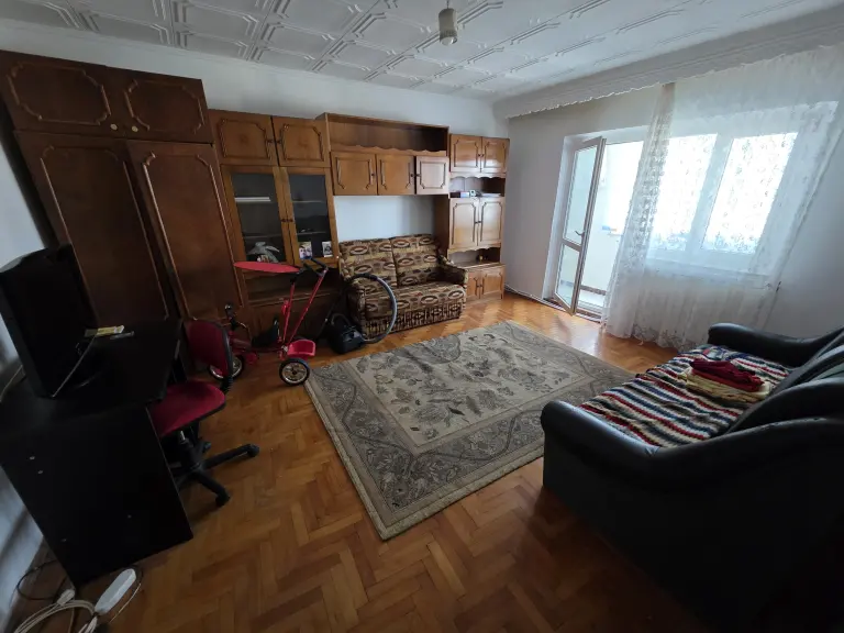 Apartament 3 camere - zona Petru Rareș - Baia Mare - Strada Bucovinei