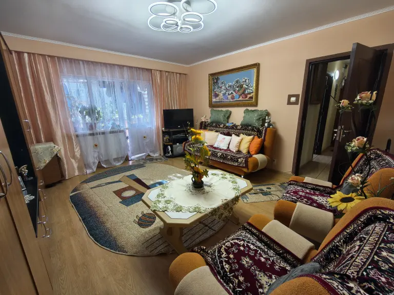 Apartament 3 camere - Zona Petru Rareș - Bucovinei - Baia Mare - Strada Vlad Țepeș