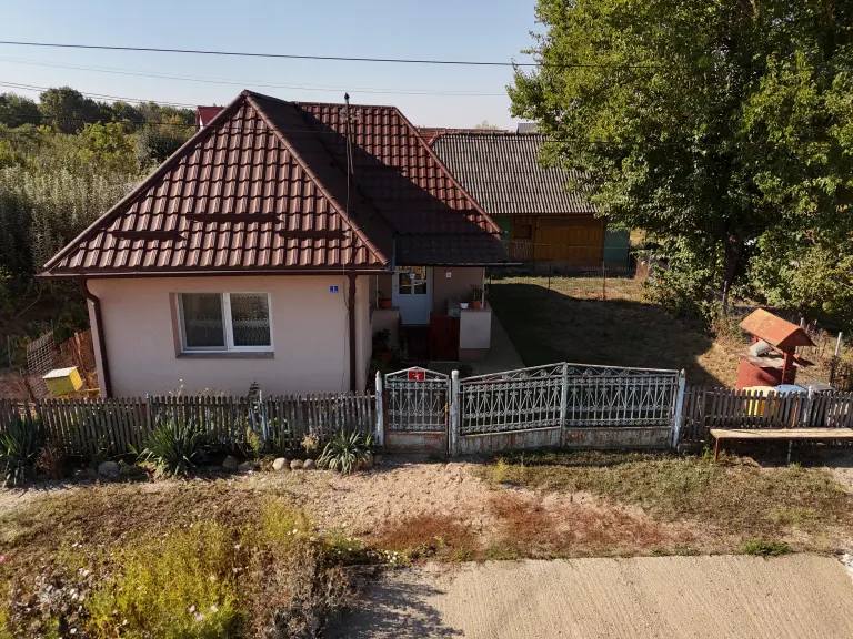 Casă - Satu Nou  De Jos - Strada Arenei